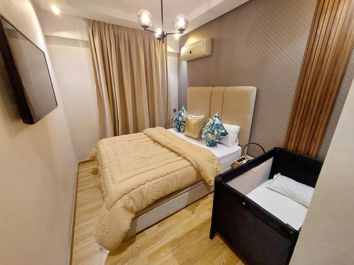 Modern Apartment Opposite The Hassan2 Mosque, Very Well Equipped And Stylish, 85 M2 With Gym And Direct Sea View With Underground Garage , Prohibits Unmarried Couples Of Arab Origin Casablanca Exterior foto