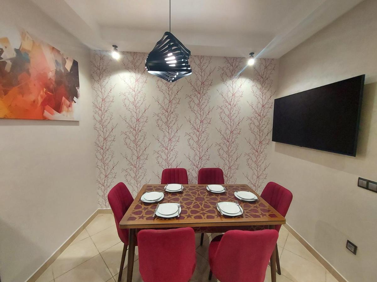 Modern Apartment Opposite The Hassan2 Mosque, Very Well Equipped And Stylish, 85 M2 With Gym And Direct Sea View With Underground Garage , Prohibits Unmarried Couples Of Arab Origin Casablanca Exterior foto