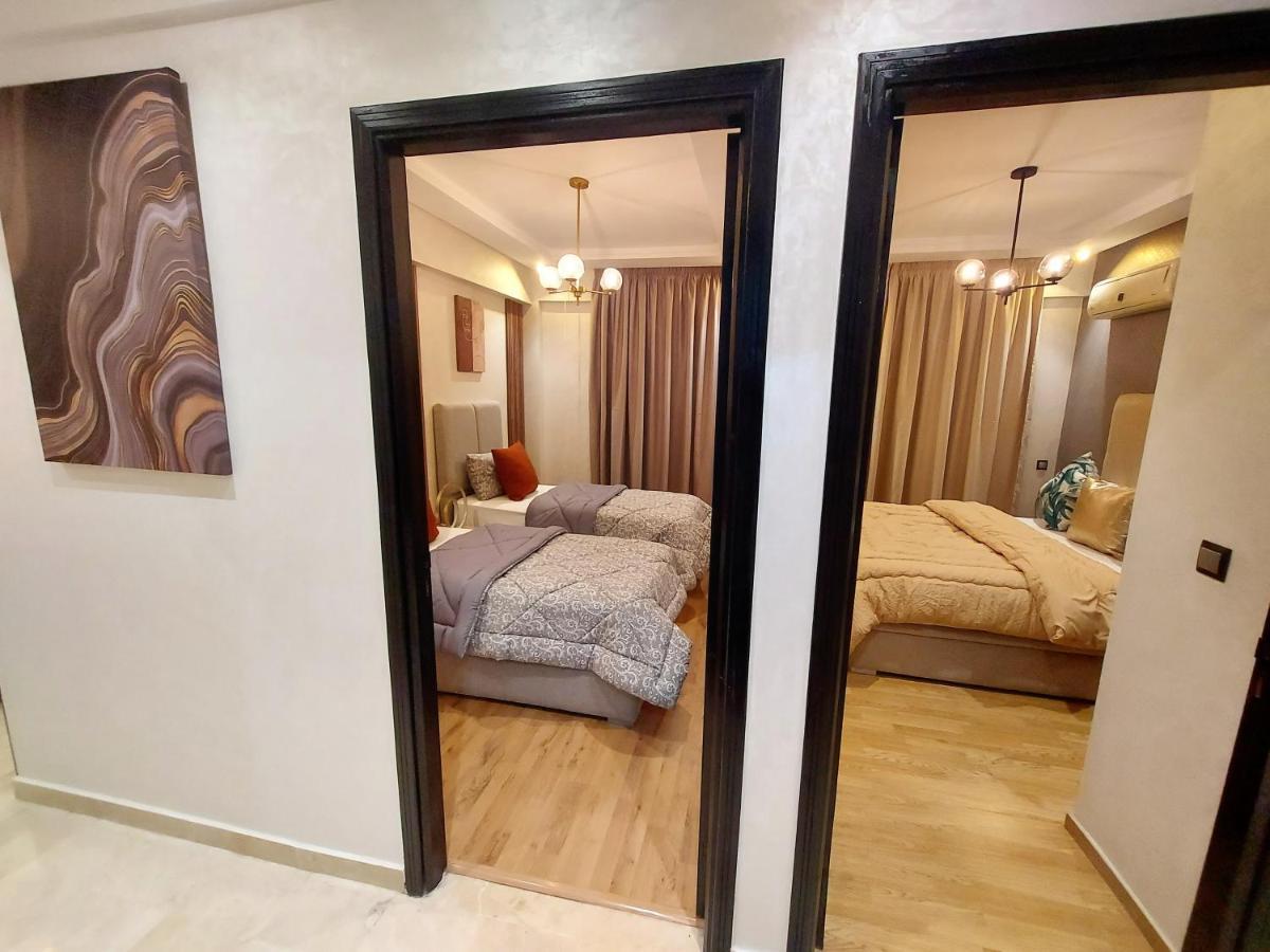 Modern Apartment Opposite The Hassan2 Mosque, Very Well Equipped And Stylish, 85 M2 With Gym And Direct Sea View With Underground Garage , Prohibits Unmarried Couples Of Arab Origin Casablanca Exterior foto